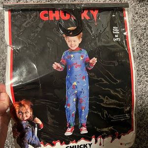 Never worn kids chucky costume